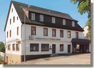 Fassade des Hotels Goldener Ochsen in Göppingen-Hohenstaufen